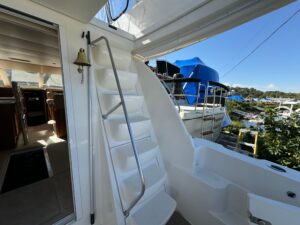 2004 Meridian 381 Sedan for sale - photo 5