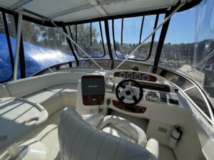 2004 Meridian 381 Sedan for sale - photo 7