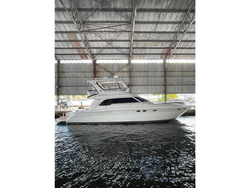 2004 Sea Ray 480 Sedan Bridge