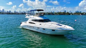 2004 Sealine 47 for sale - photo 2