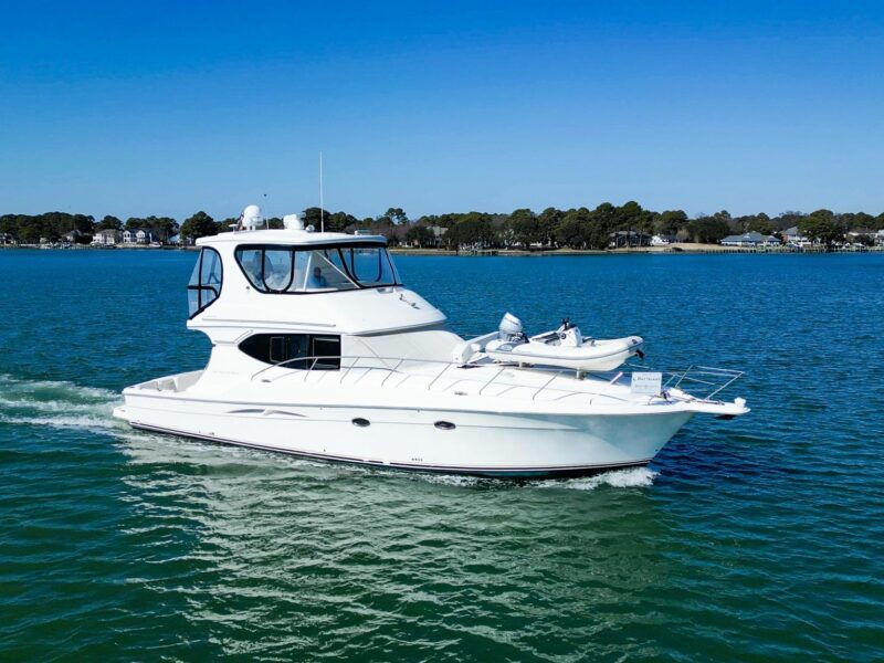 2004 Silverton 48 Convertible