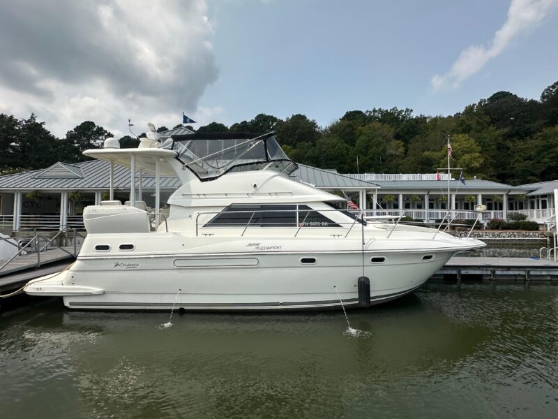 2005 Cruisers Yachts 375 Motoryacht