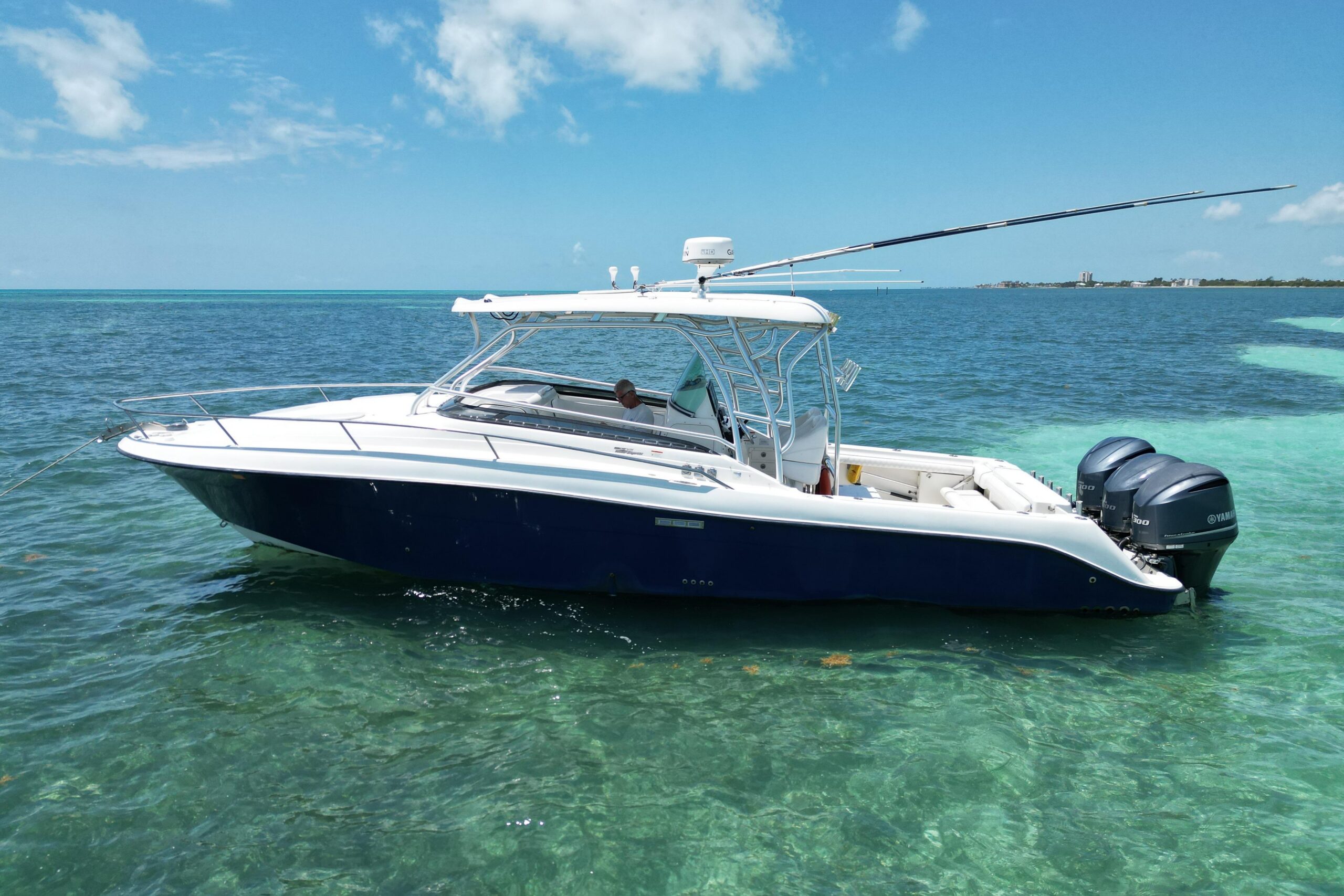 2005 Hydra-Sports Vector 3300 VX for sale