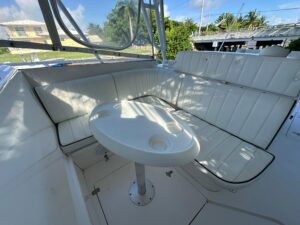 2005 Intrepid 348 Walkaround for sale - photo 4