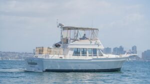 2005 Mainship 43 Trawler Aft Cabin for sale - photo 2