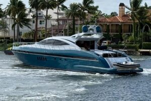 2005 Mangusta 92 for sale - photo 2