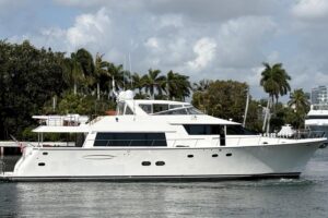 2005 Pacific Mariner Raised Pilothouse Motoryacht for sale - photo 2