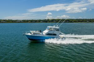 2005 Riviera 51 Flybridge for sale - photo 2
