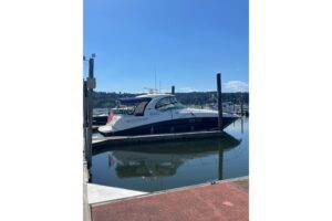 2005 Sea Ray 390 Express Cruiser for sale - photo 5