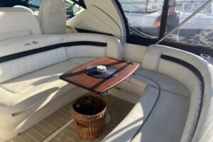 2005 Sea Ray 390 Express Cruiser for sale - photo 8