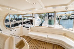 2005 Sea Ray 390 Motor Yacht for sale - photo 4