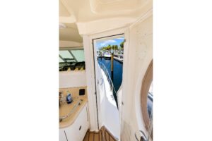 2005 Sea Ray 390 Motor Yacht for sale - photo 5