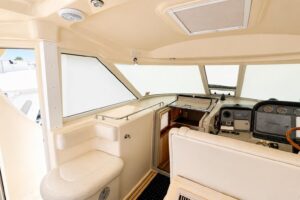 2005 Sea Ray 390 Motor Yacht for sale - photo 6