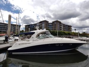 2005 Sea Ray 390 Sundancer for sale - photo 2