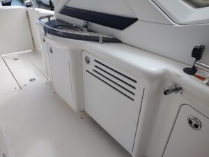 2005 Sea Ray 390 Sundancer for sale - photo 7