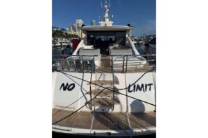 2005 Viking Princess V70 Express for sale - photo 6