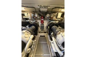 2005 Viking Princess V70 Express for sale - photo 8