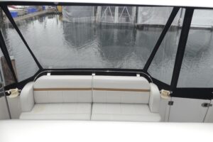 2006 Carver 366 Motor Yacht for sale - photo 6