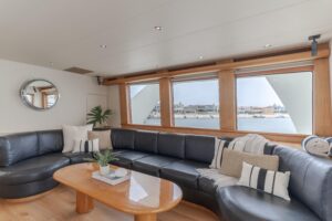 2006 Cheoy Lee 72' Raised Pilot House for sale - photo 4