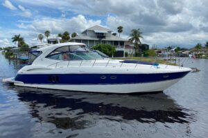 2006 Cruisers Yachts 520 Express for sale