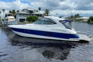 2006 Cruisers Yachts 520 Express for sale - photo 4