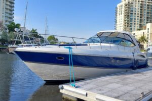 2006 Cruisers Yachts 520 Express for sale - photo 8