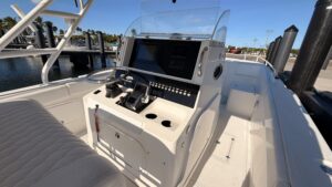 2006 Dakota 36 Cuddy for sale - photo 5