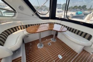 2006 Four Winns 378 Vista for sale - photo 2
