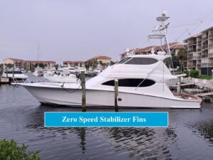 2006 Hatteras 68 Convertible for sale - photo 2