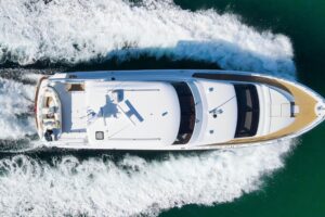2006 Hatteras 80 Motor Yacht Sky Lounge for sale - photo 7
