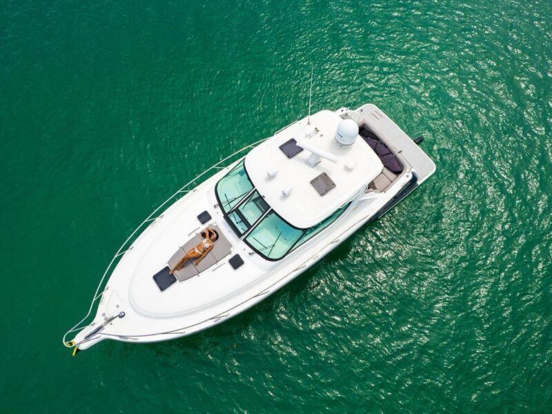 2006 Tiara Yachts 4300 Sovran