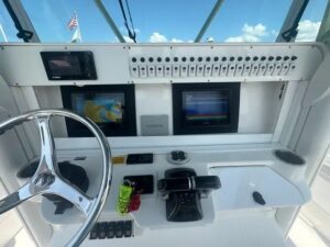 2007 Everglades 350 Center Console for sale - photo 7