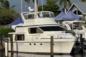 2007 Jefferson Pilothouse 52 SE for sale - photo 3