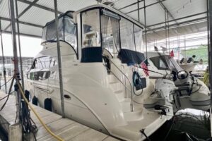 2007 Meridian 368 Motoryacht for sale - photo 4