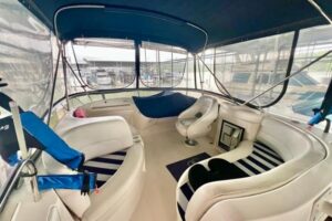2007 Meridian 368 Motoryacht for sale - photo 8