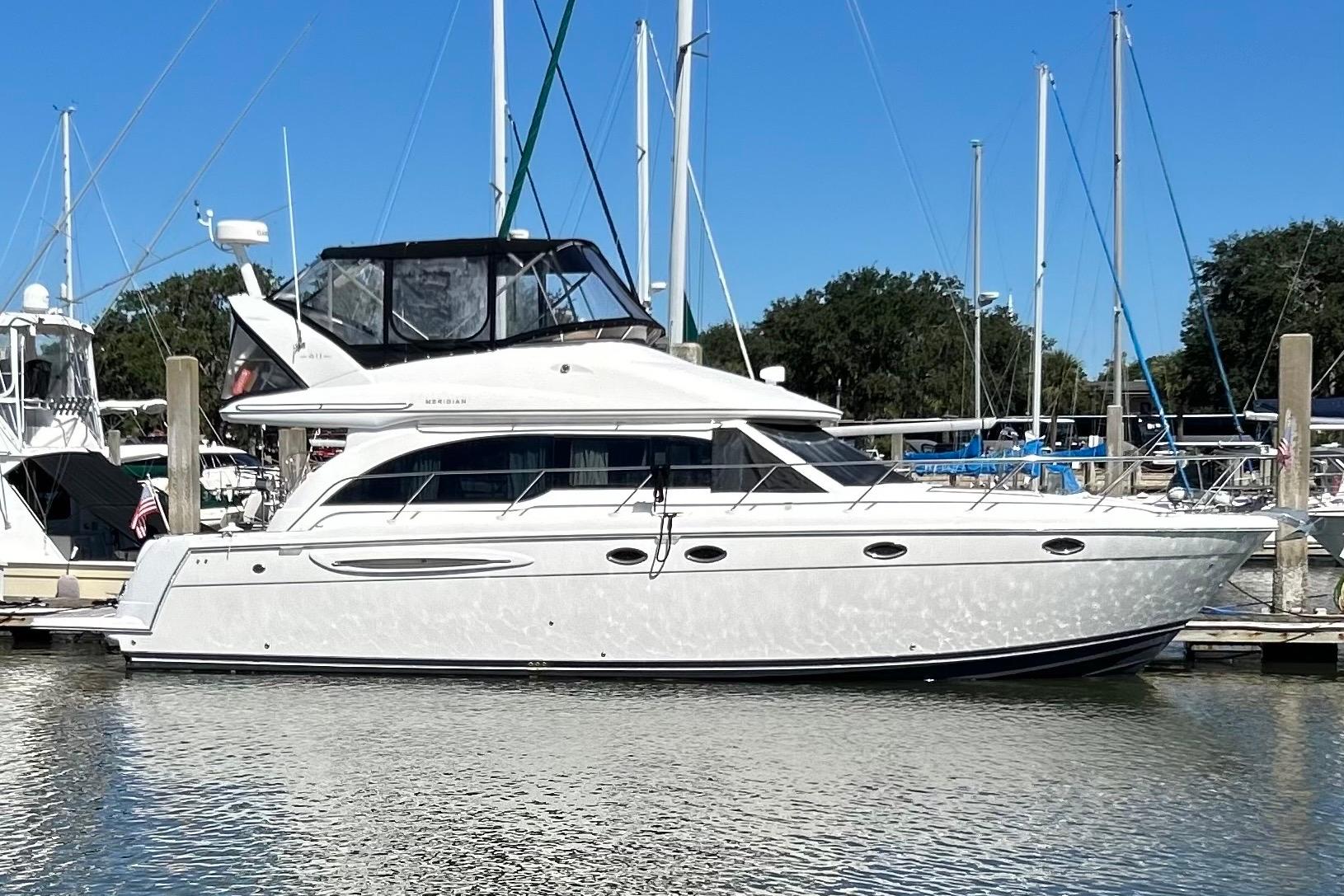 2007 Meridian 411 Sedan