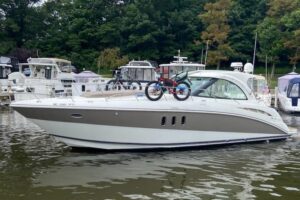 2008 Cruisers Yachts 390 Sports Coupe for sale