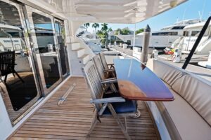 2008 Hatteras 64 Motor Yacht