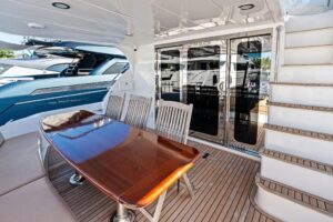2008 Hatteras 64 Motor Yacht