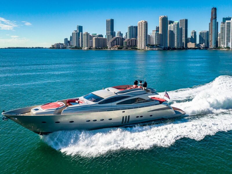 2008 Pershing 90