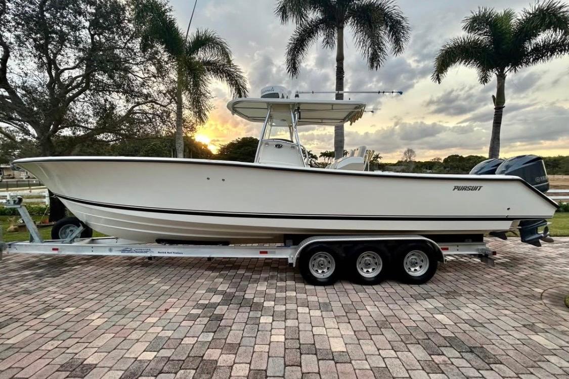 2008 Pursuit C 340 Center Console for sale