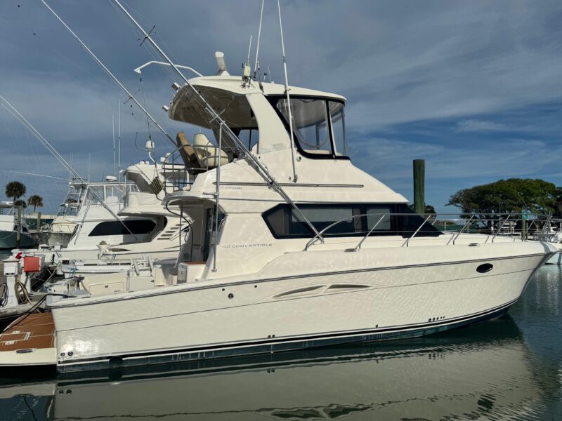 2008 Silverton 42 Convertible