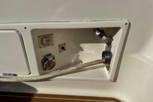 2008 Silverton 42 Convertible for sale - photo 7