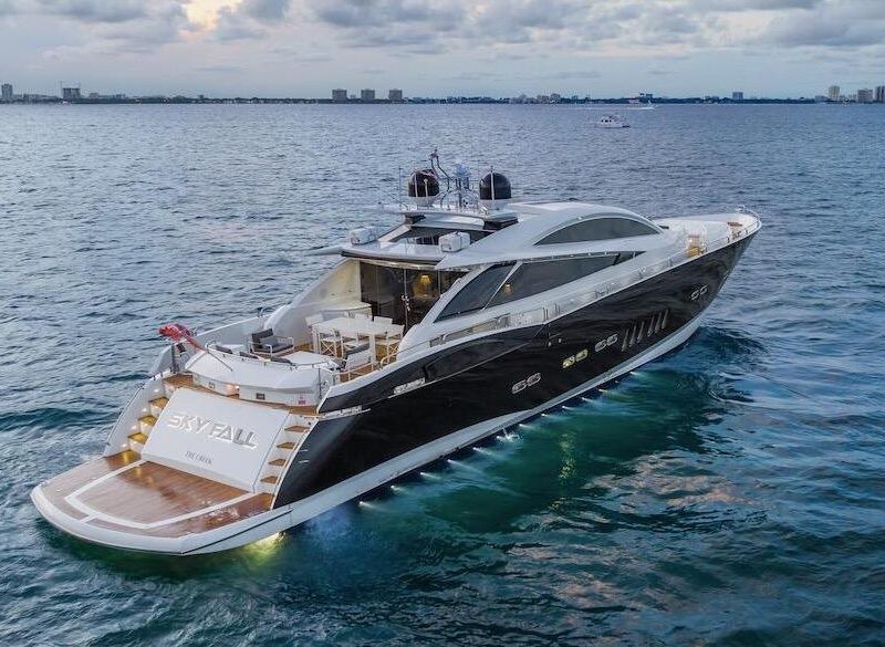 2008 Sunseeker Predator 108