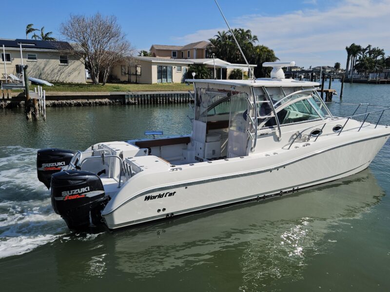 2008 World Cat 320 EC