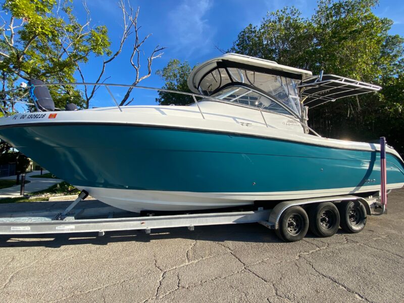 2009 Century 3200 Offshore