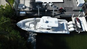 2009 Everglades 350 Center Console for sale - photo 4