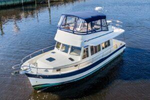 2009 Mainship 40 Expedition for sale - photo 2