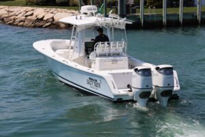 2009 Regulator 32 Forward Seating for sale - photo 3