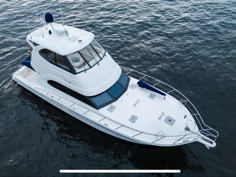 2009 Riviera 47 Enclosed Flybridge Series II